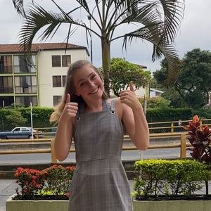 Meet your Posher, Abbie